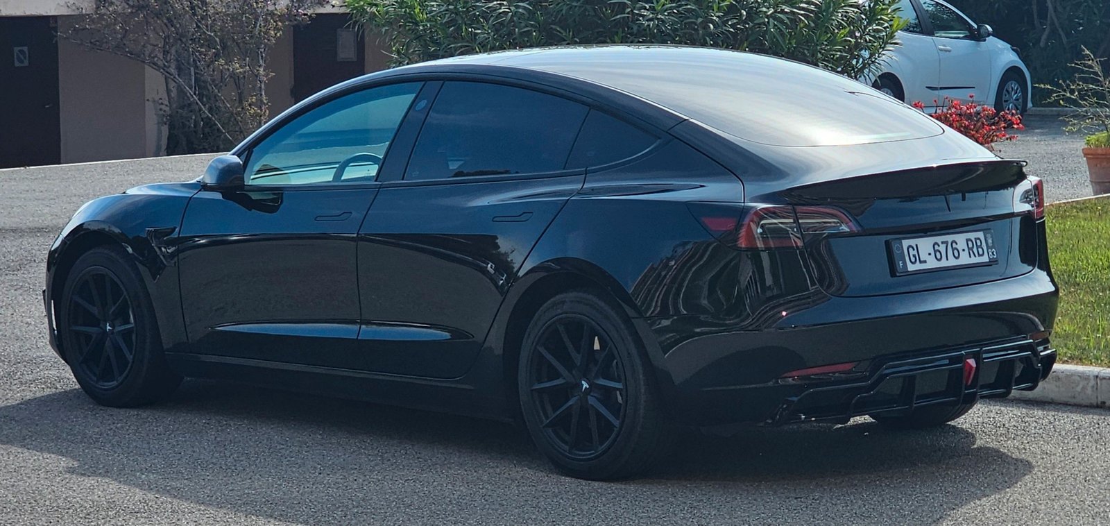 Tesla model 3